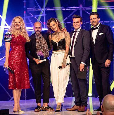 Die GewinnerInnen Andrea Messina und ... bei den Cutting Edge Awards 2019