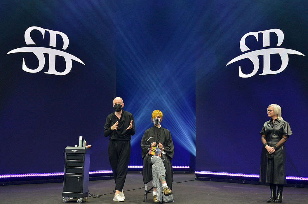 Shane Bennett und Dorothy Sturgeon bei der Kao Salon Virtual Experience 2020