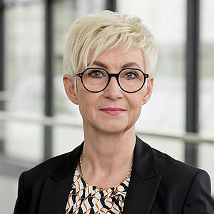 ZV Friseur Präsidentin Manuela Härtelt-Dören in das ZDH-Präsidium gewählt